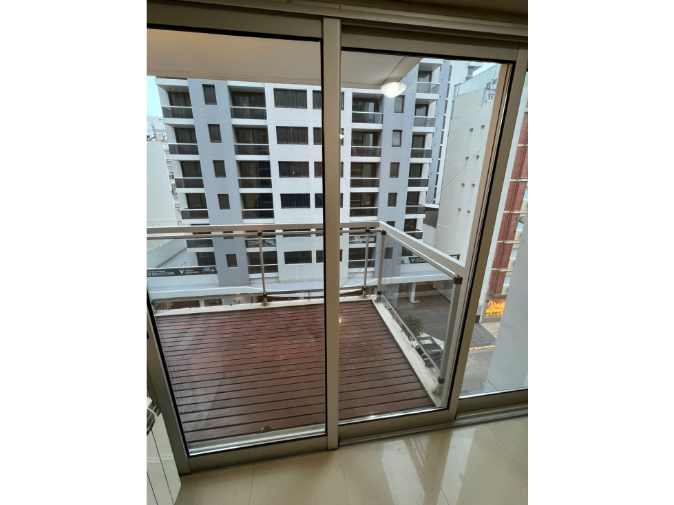 Venta departamento 3 ambientes con cochera — foto 2