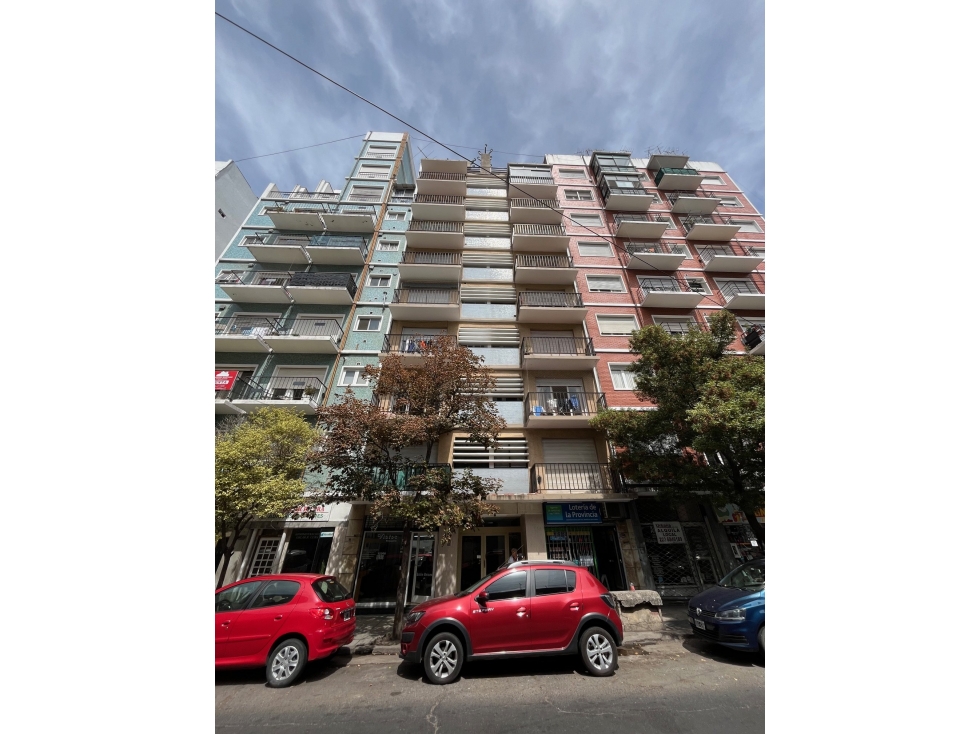 Departamento dos ambientes con 2 patios