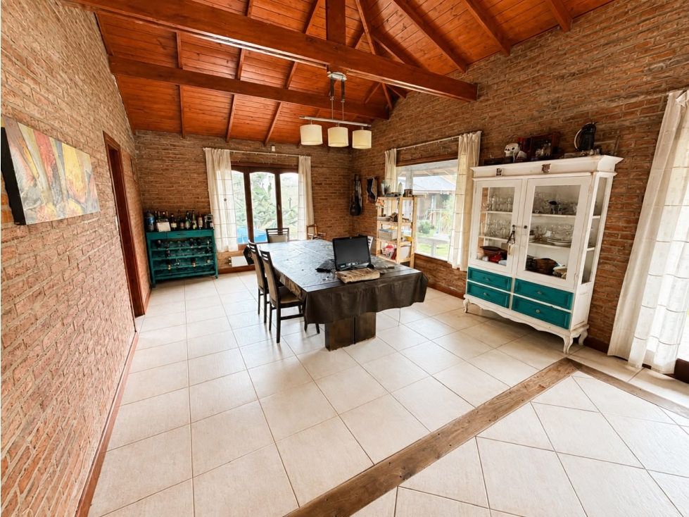 Chalet 4 ambientes en venta - 2