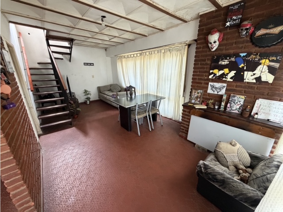 Chalet 4 ambientes en venta — foto 2