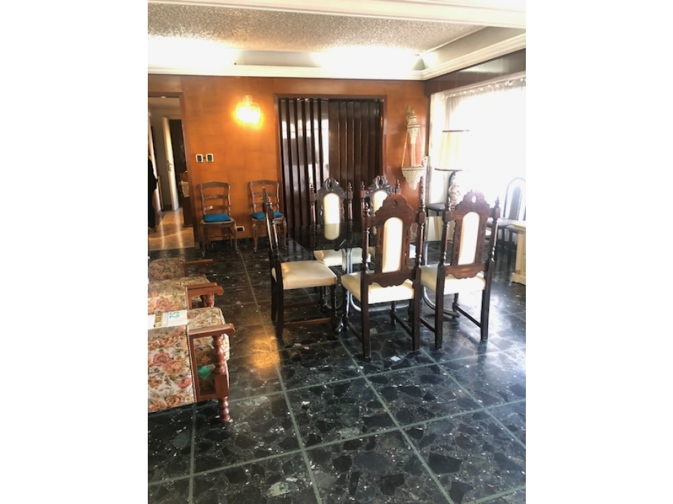 Semi Piso 5 ambientes - Zona CENTRO - en Venta - PERMUTA — foto 3