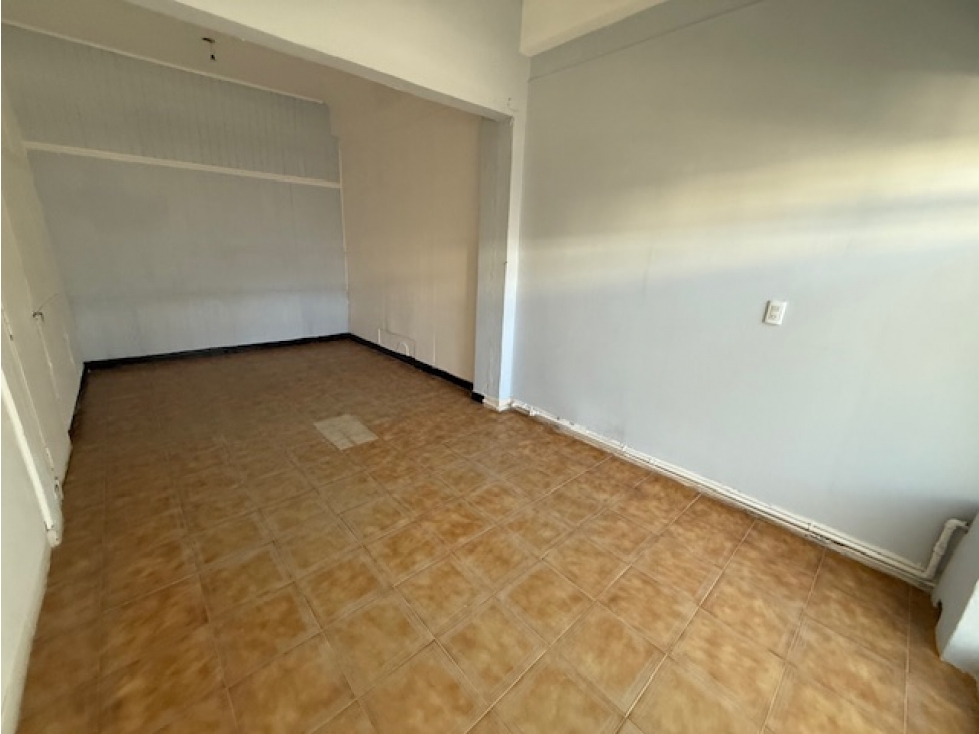Local en venta - Zona San Juan — foto 3