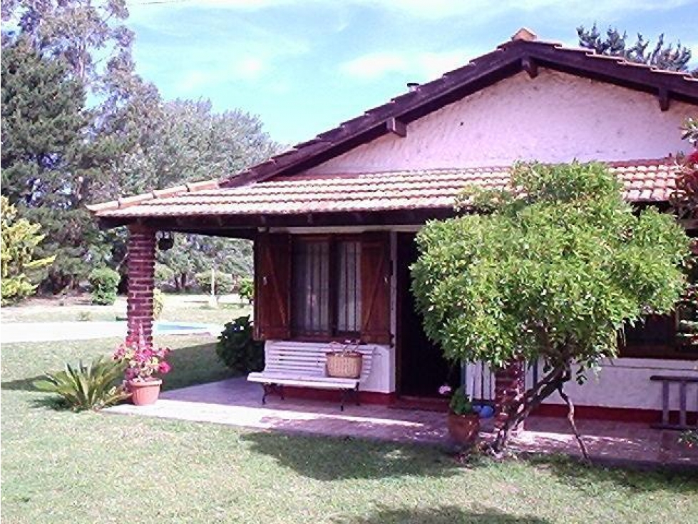 Casa Quinta en Venta - Miramar - 2