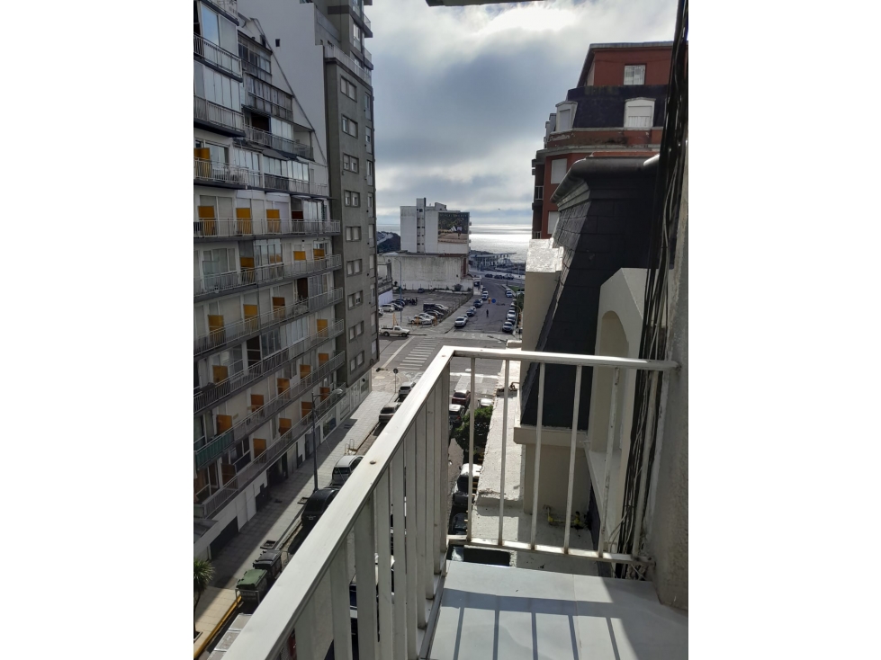 DOS AMBIENTES RECICLADO EXTERNO CON BALCÓN — foto 3