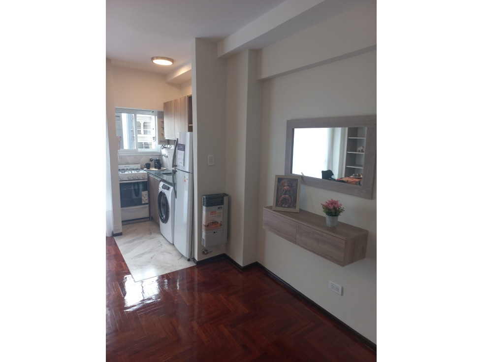 DOS AMBIENTES RECICLADO EXTERNO CON BALCÓN SALIENTE — foto 3