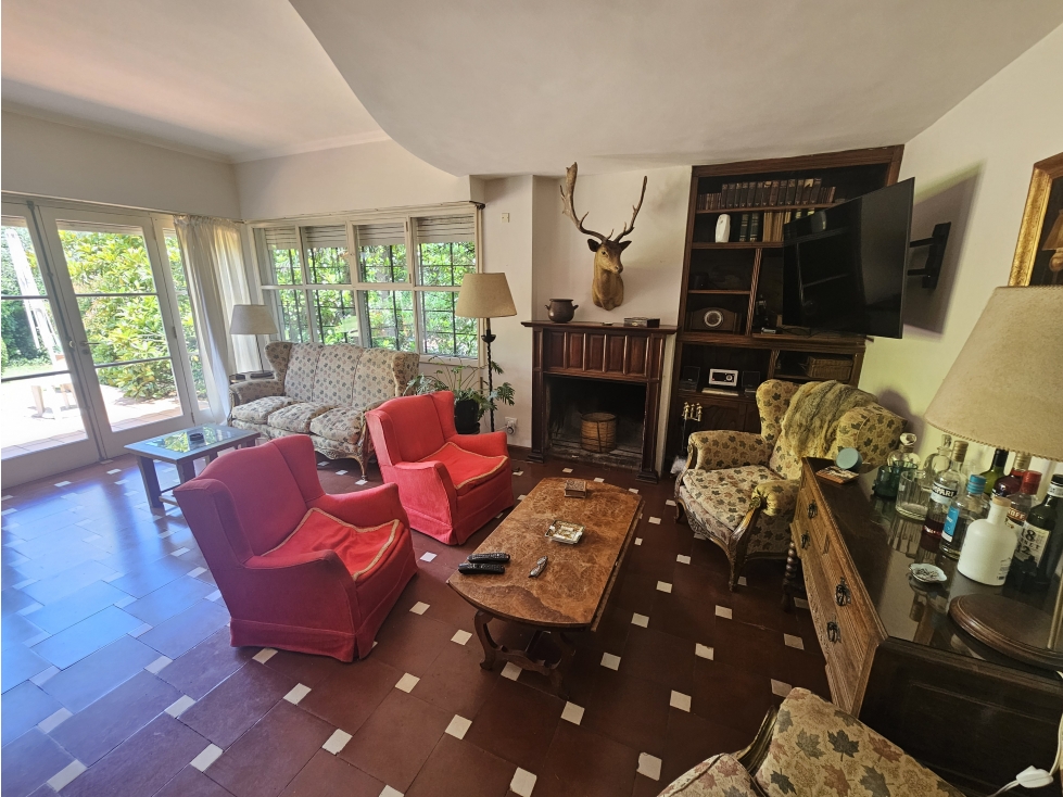 chalet de estilo a la venta barrio Alfar - 2