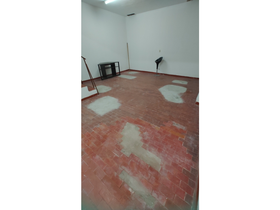 ALQUILER LOCAL 36 MESES GRAN OPORTUNIDAD - 5