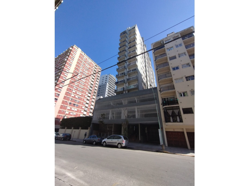 Alquiler Temporario 3 Ambientes con Cochera | La Perla | Mar del Plata — foto 2