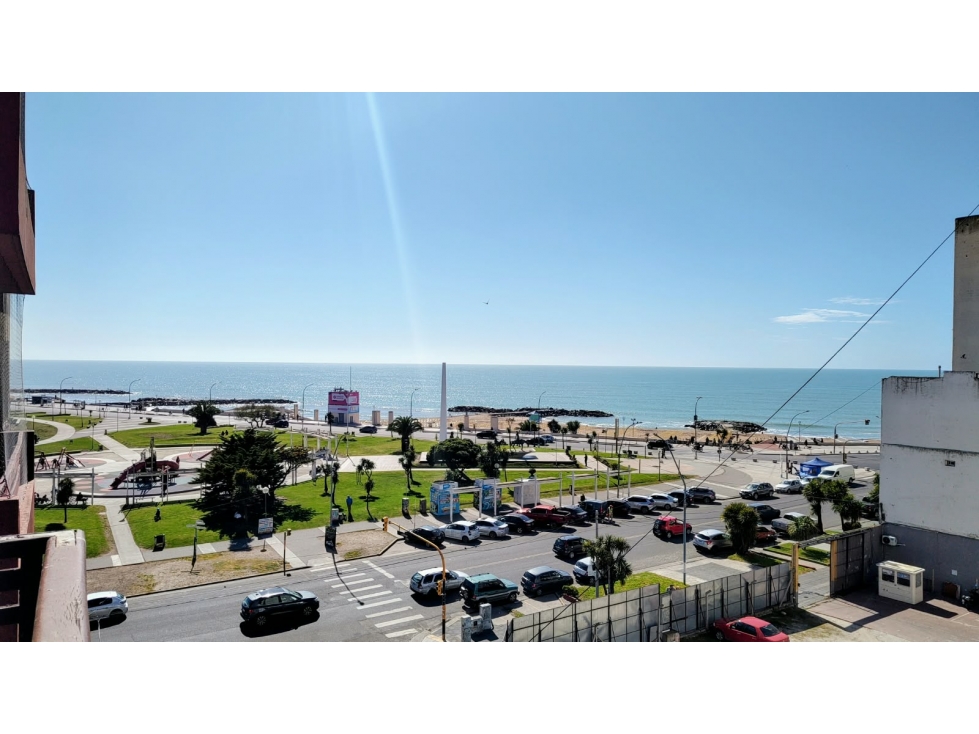 2 Ambientes con Balcón y Vista al Mar La Perla