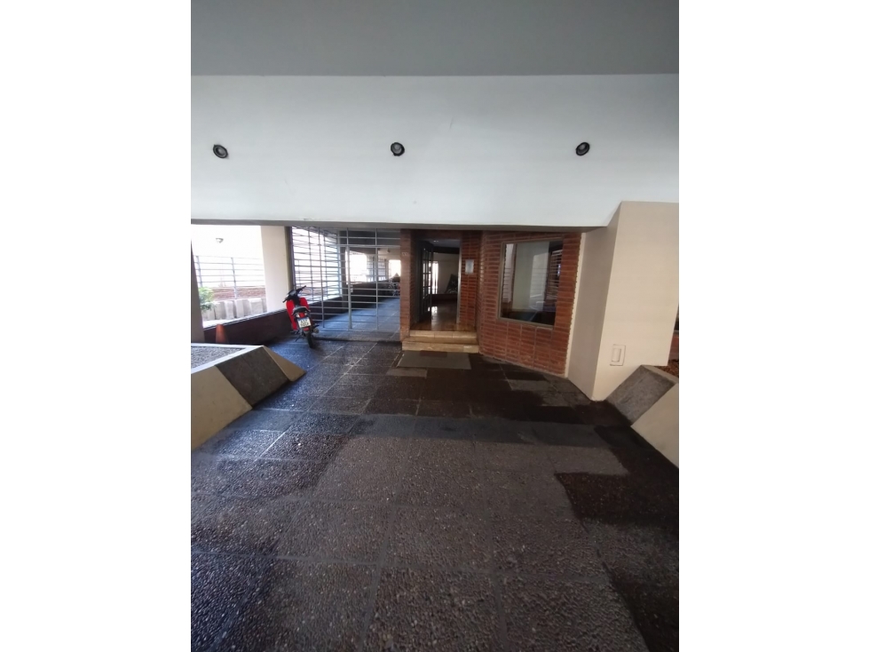 2 Ambientes Con 2 Balcones | La Perla | A 4 Cuadras Del Mar — foto 4
