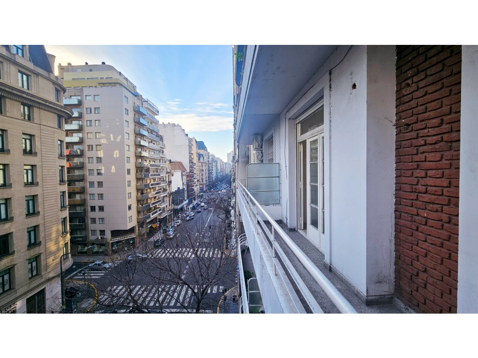 SEMIPISO 3 AMB a la Calle c/ Balcón corrido (C.A.B.A) - 2