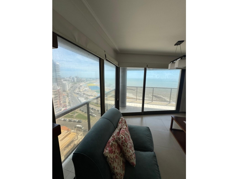 DEPARTAMENTO FRENTE AL MAR - EN PLENO CORAZON DE LA PERLA — foto 3