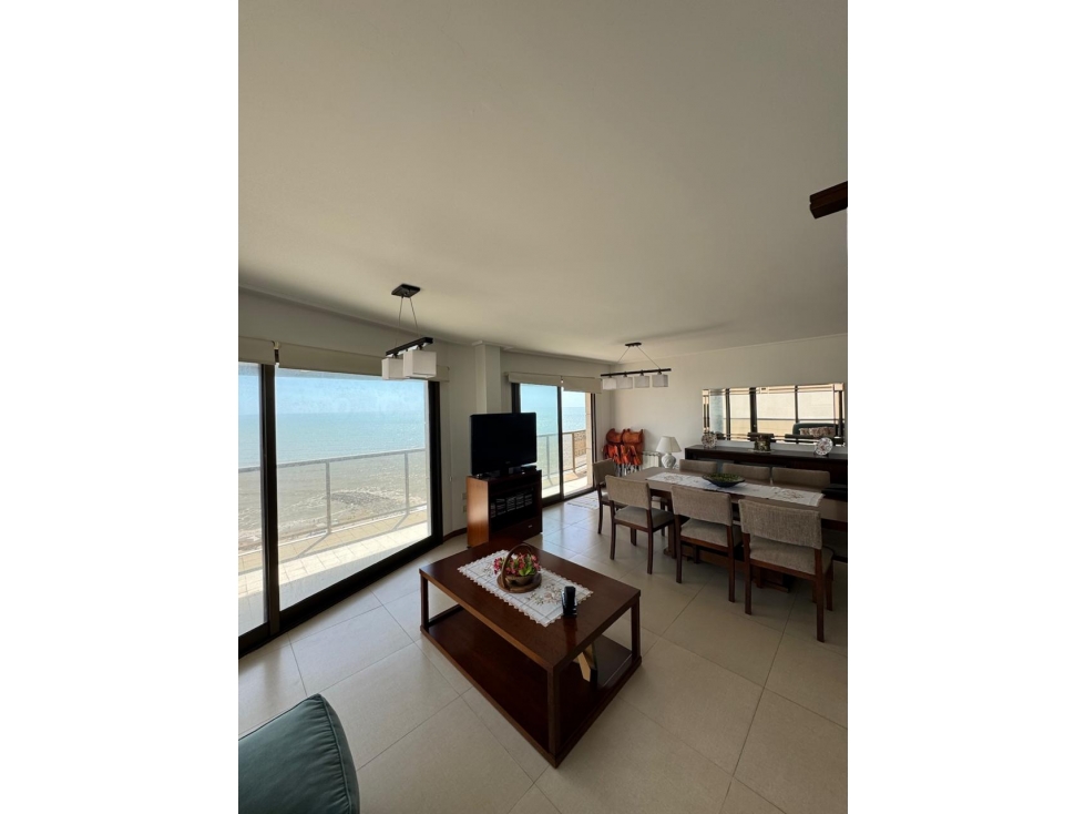 DEPARTAMENTO FRENTE AL MAR - EN PLENO CORAZON DE LA PERLA — foto 4