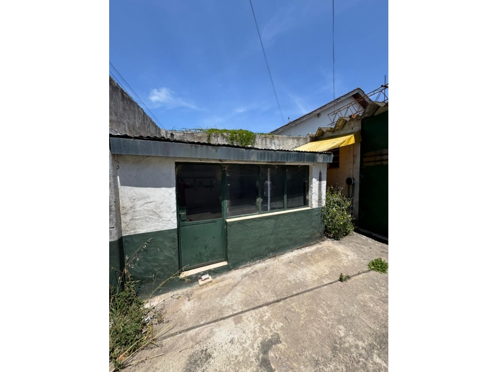 VENTA EN BLOK - CHALET DE 4 AMBIENTES + GALPON -FRANCIA Y AVELLANEDA — foto 5