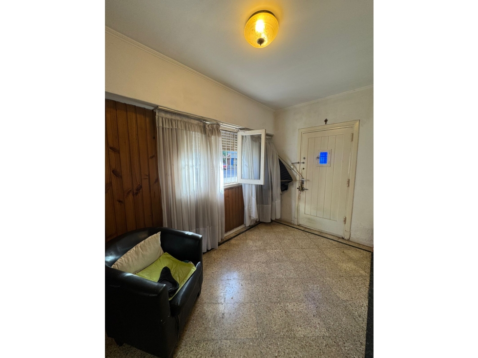 CHALET DE 4 AMBIENTES - OLAZABAL Y MAIPU - BARRIO POMPEYA — foto 3