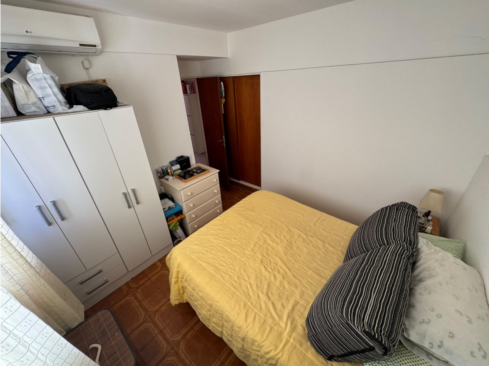 DEPARTAMENTO DE DOS AMBIENTES LATERAL- CORRIENTES 2149 - 2