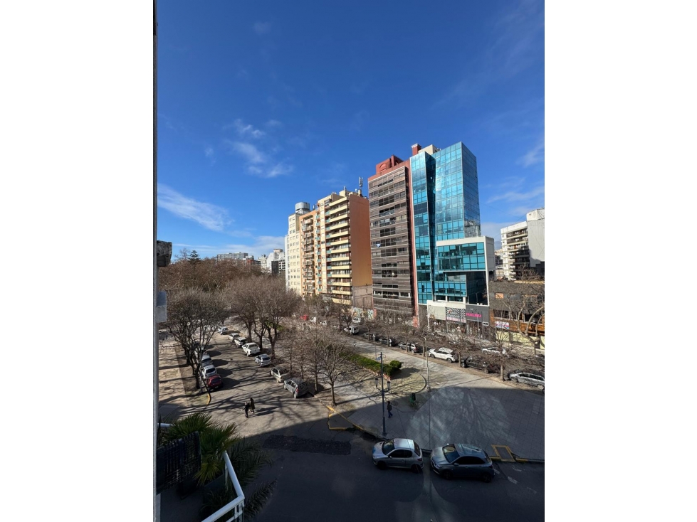 DEPARTAMENTO DE UN AMBIENTE A LA CALLE - DIAGONAL PUEYRREDON 2900 - 5