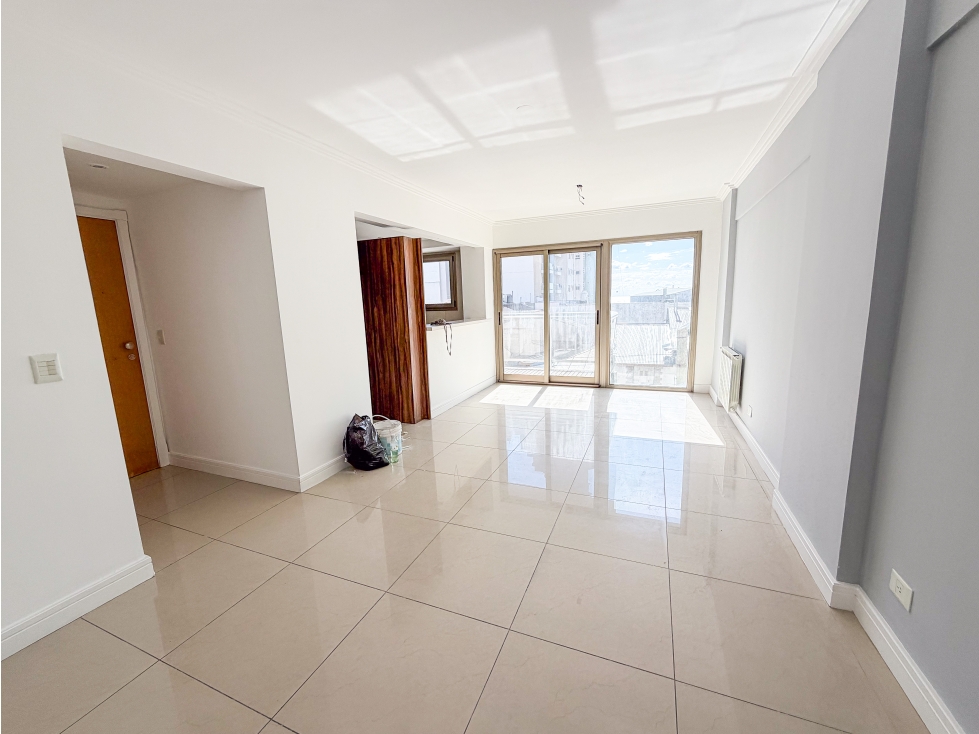 3 AMBIENTES CON VISTA AL MAR. LA PERLA.