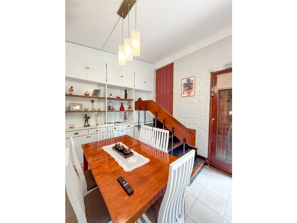 CHALET 5 AMBIENTES. PINOS DE ANCHORENA. — foto 4