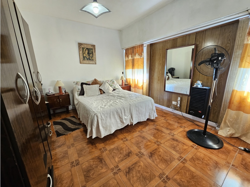 venta de departamento de 4 ambientes 2° piso por escalera — foto 4