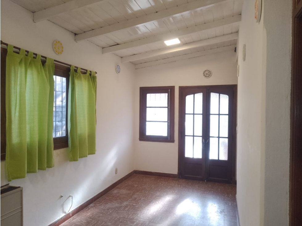 VENTA CASA ESTILO ANTIGUA 3 AMB. COCHERA, GRAN PARQUE GARAY AL 4500 — foto 4