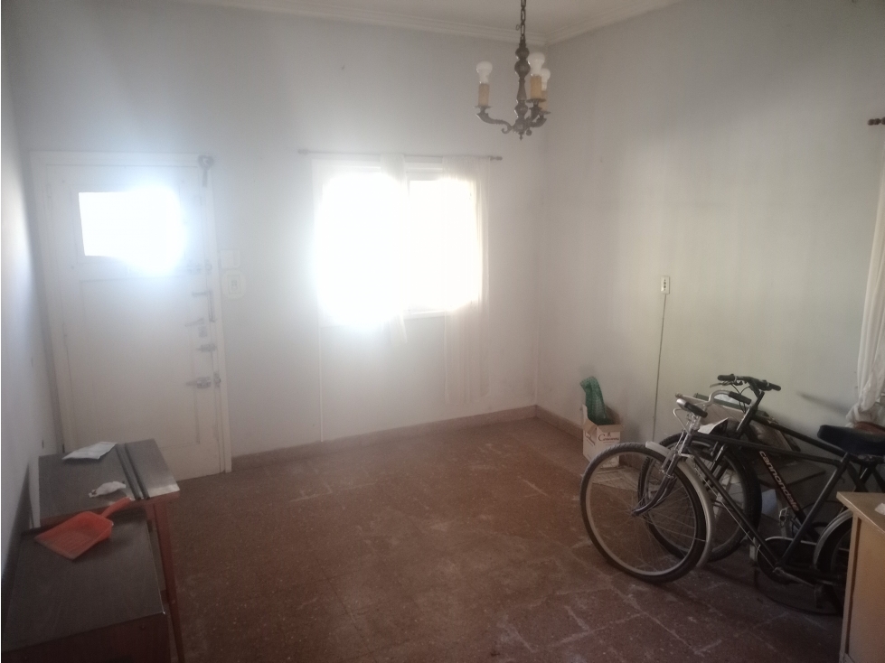 Chalet 3 amb., parque, quincho, trotadora. — foto 2