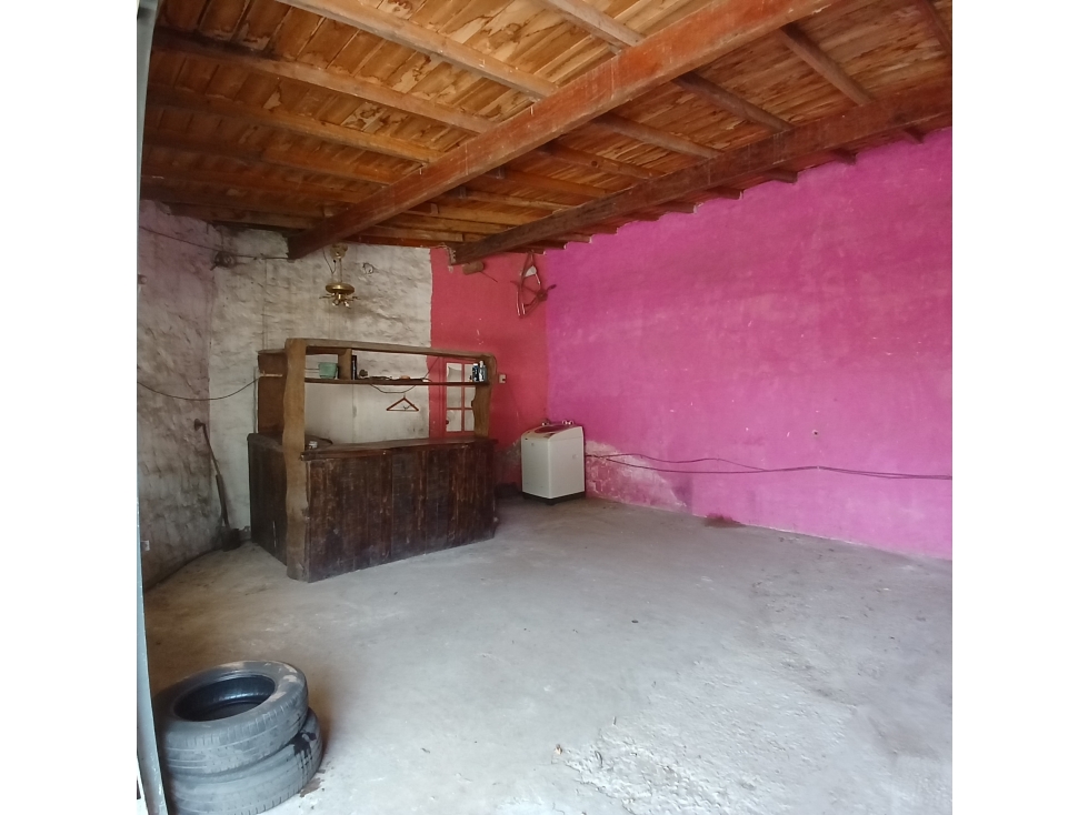 SE ALQUILA MINI GALPON O DEPOSITO 42 M2 CON ENTRADA PARA VEHICULO - 2