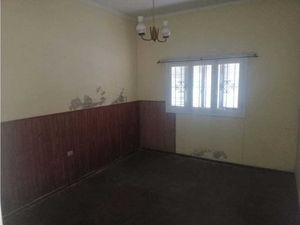 Chalet 3 amb., parque, quincho, trotadora. — foto 4