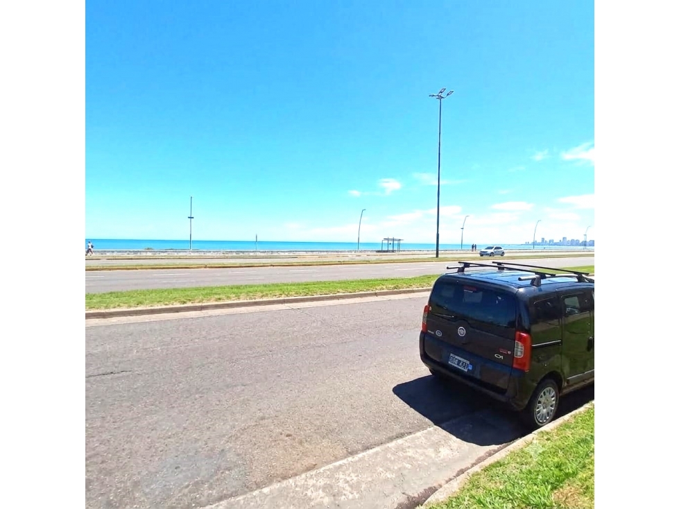 DEPARTAMENTO 2 AMBIENTES Y MEDIO CON COCHERA Y BAULERA VISTA AL MAR — foto 4