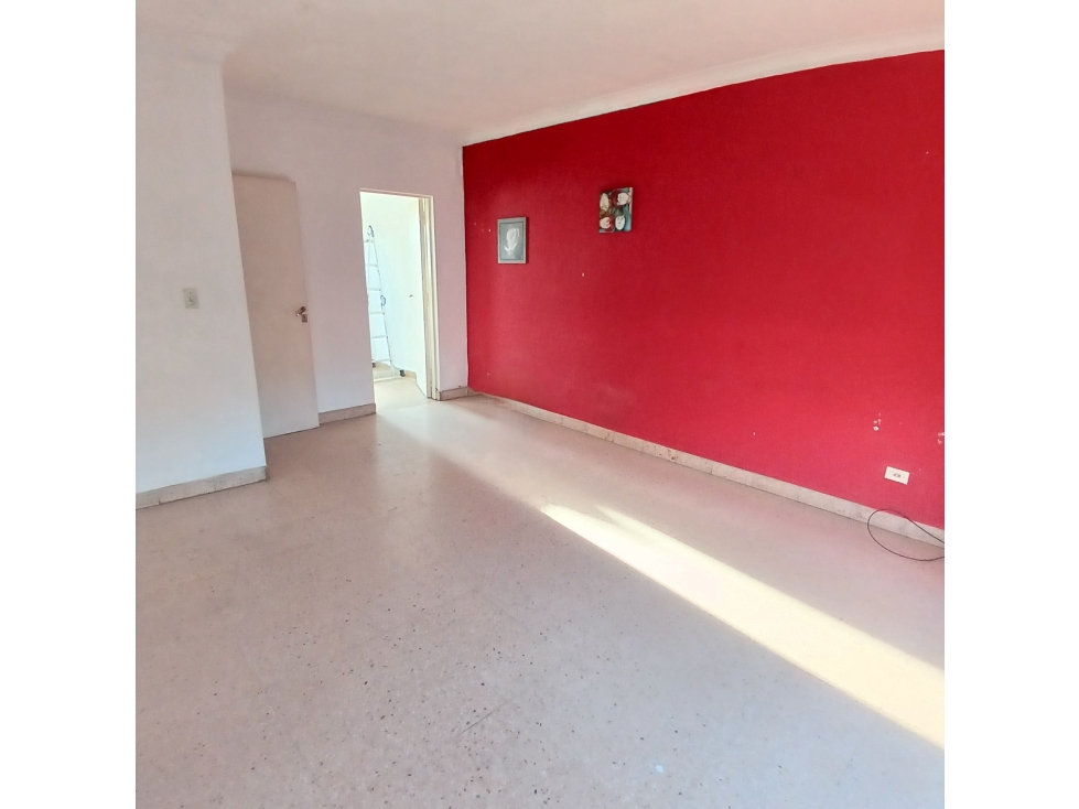 VENTA CHALET 3 AMB. EN PLANTA ALTA CON GARAGE DON BOSCO AL 1900 - 5
