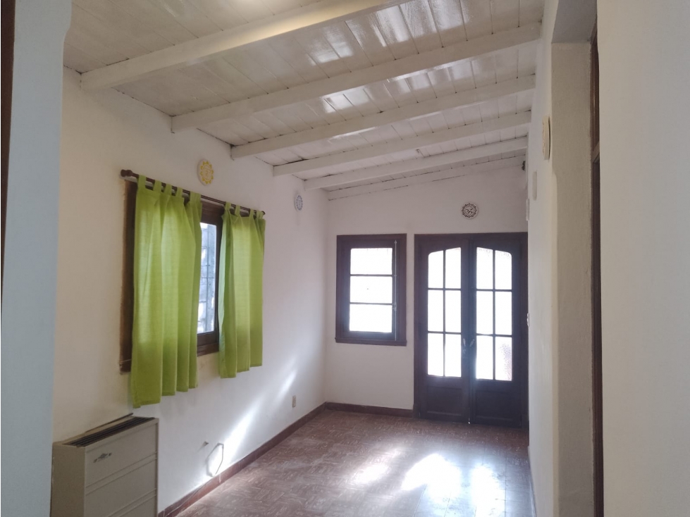 VENTA CASA ESTILO ANTIGUA 3 AMB. COCHERA, GRAN PARQUE GARAY AL 4500 — foto 2