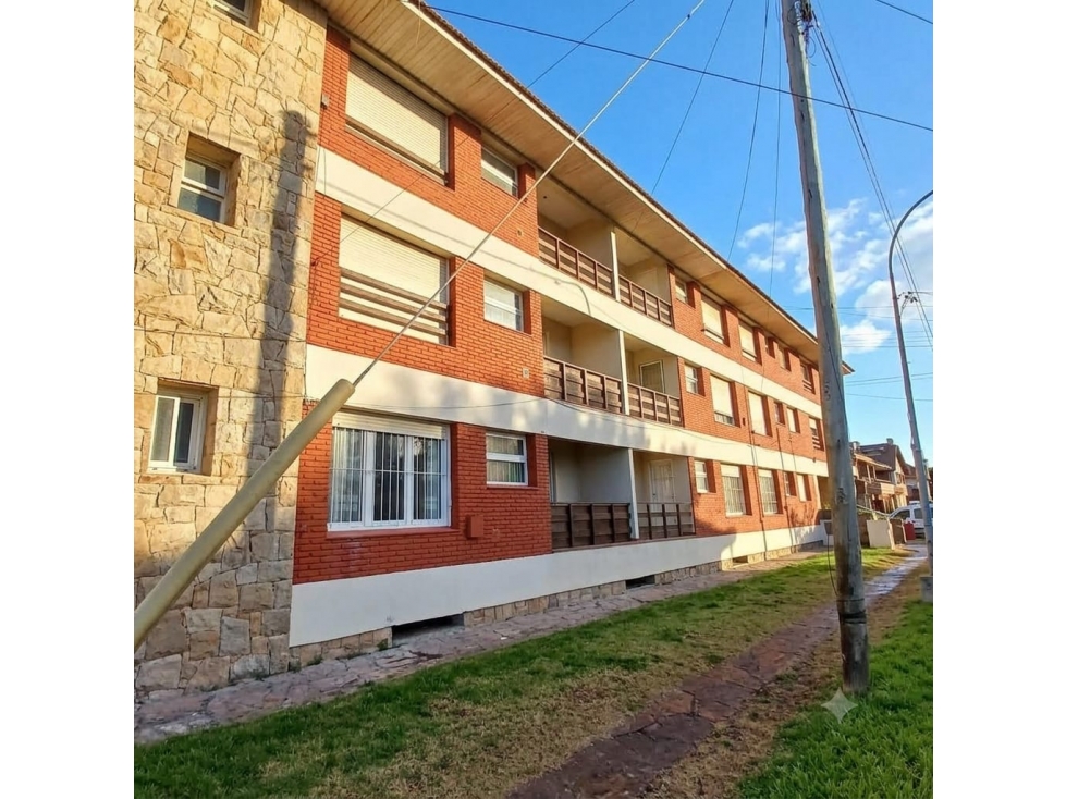 DEPARTAMENTO 2 AMBIENTES Y MEDIO CON COCHERA Y BAULERA VISTA AL MAR — foto 6