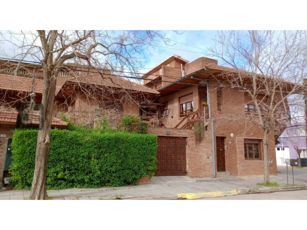 VENTA CHALET 6 AMB APTO RESIDENCIAL O PROFESIONAL ZONA VILLA PRIMERA - 2
