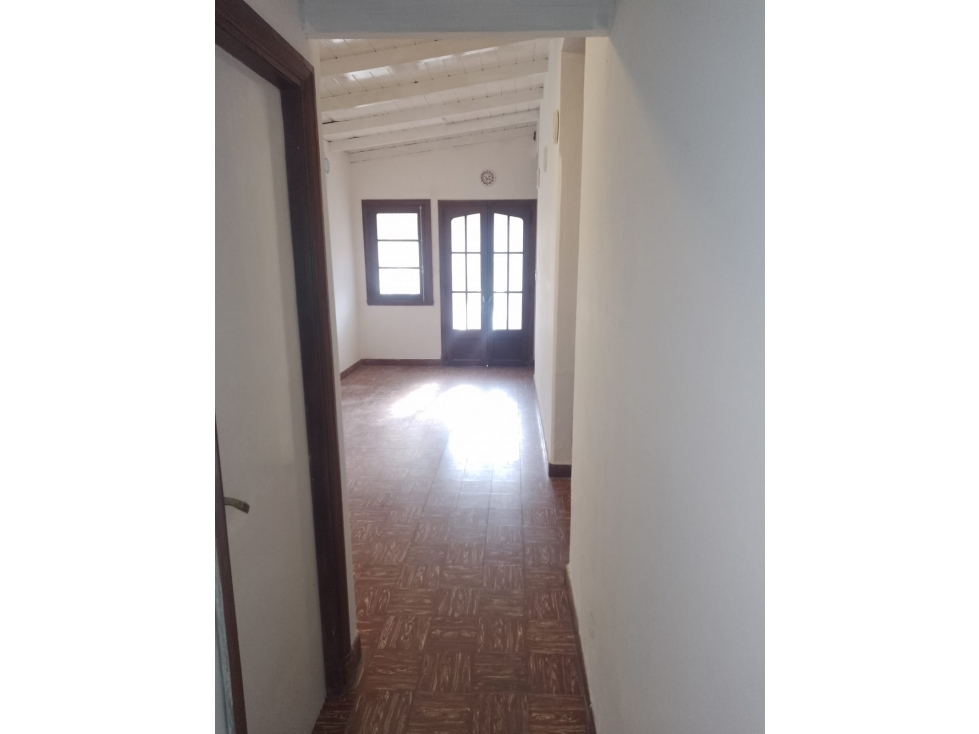 VENTA CASA ESTILO ANTIGUA 3 AMB. COCHERA, GRAN PARQUE GARAY AL 4500 — foto 3