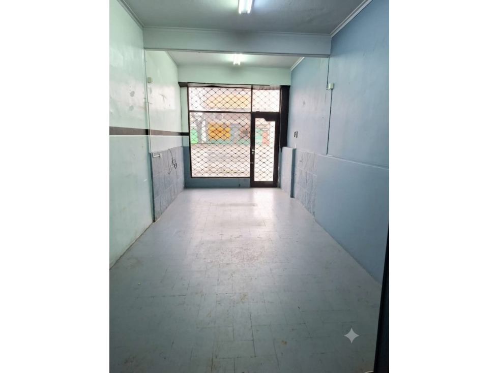 VENTA LOCAL COMERCIAL SOBRE AV COLON 4669 MDP - 2