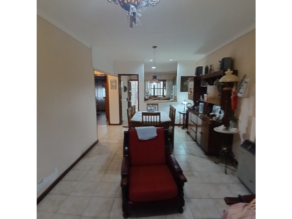 VENTA PH TIPO CHALET 3 AMB. AL FRENTE Z/RIVADAVIA AL 5500