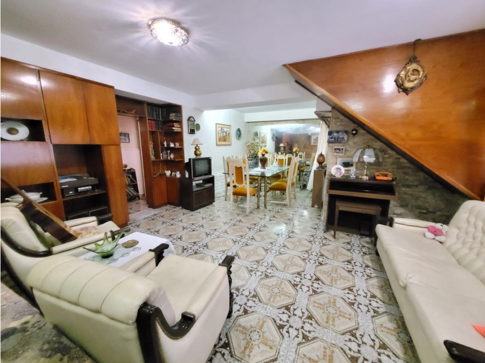 CHALET EN PH ZONA GUEMES