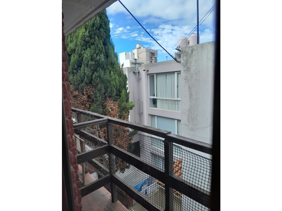 VENTA DEPARTAMENTO 1 AMBIENTE BARRIO LA PERLA APTO CREDITO - 1