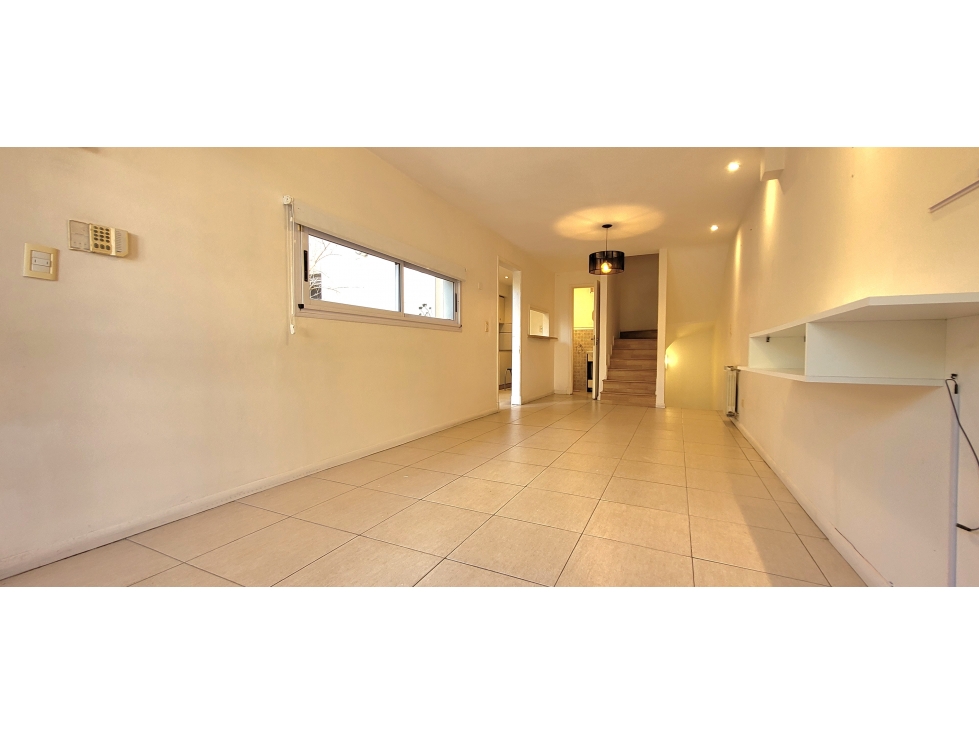 VENTA DUPLEX 3 AMB. C/ DEP., GARAGE Y PATIO C/PARRILLA - 3