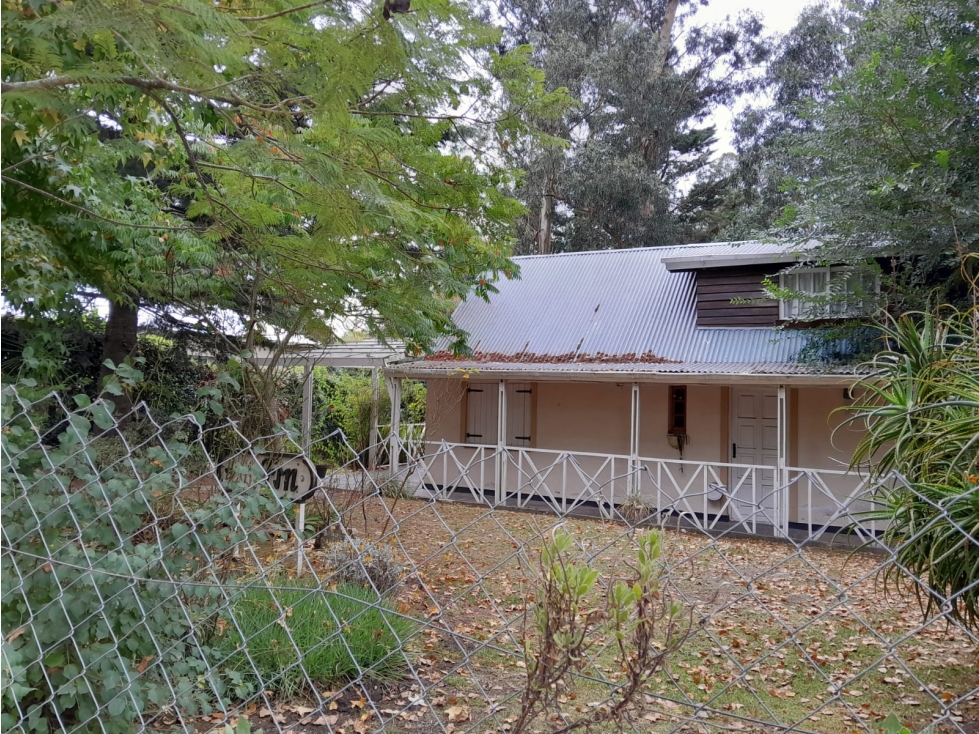 VENTA APTO CREDITO CASA 3 AMBIENTES CON GRAN PARQUE Y PARRILLA - 2