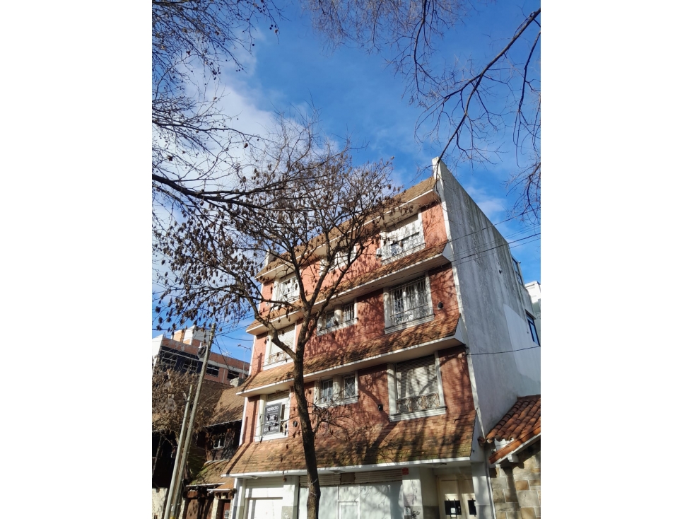 VENTA DEPARTAMENTO 2 AMBIENTES BARRIO CHAUVIN - 2