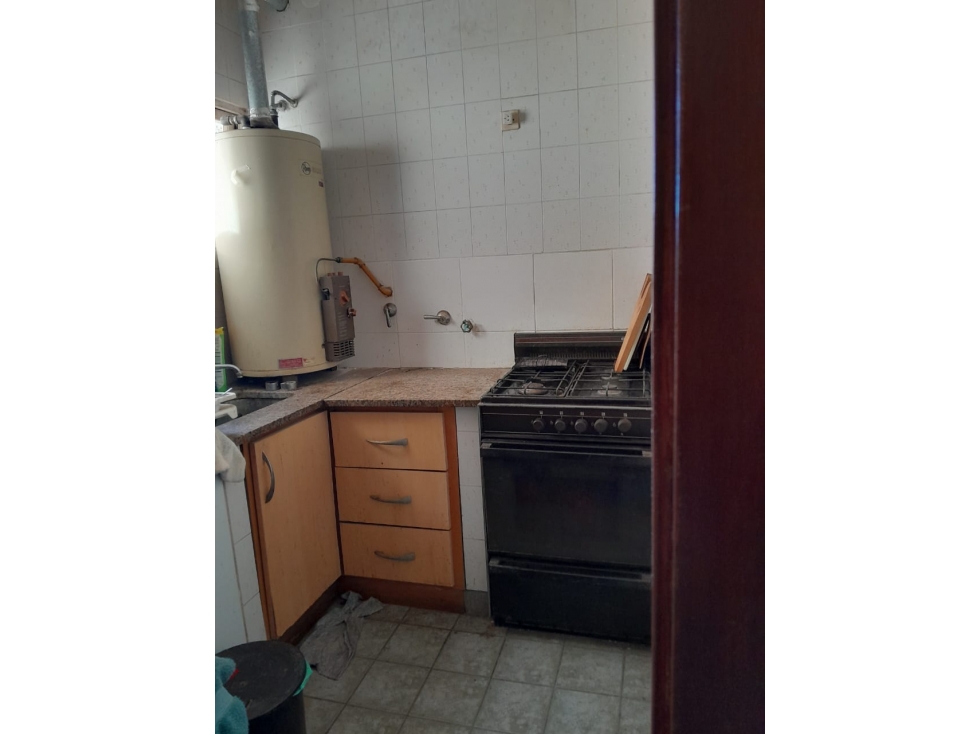 VENTA APTO CREDITO DEPARTAMENTO 3 AMBIENTES A LA CALLE — foto 3