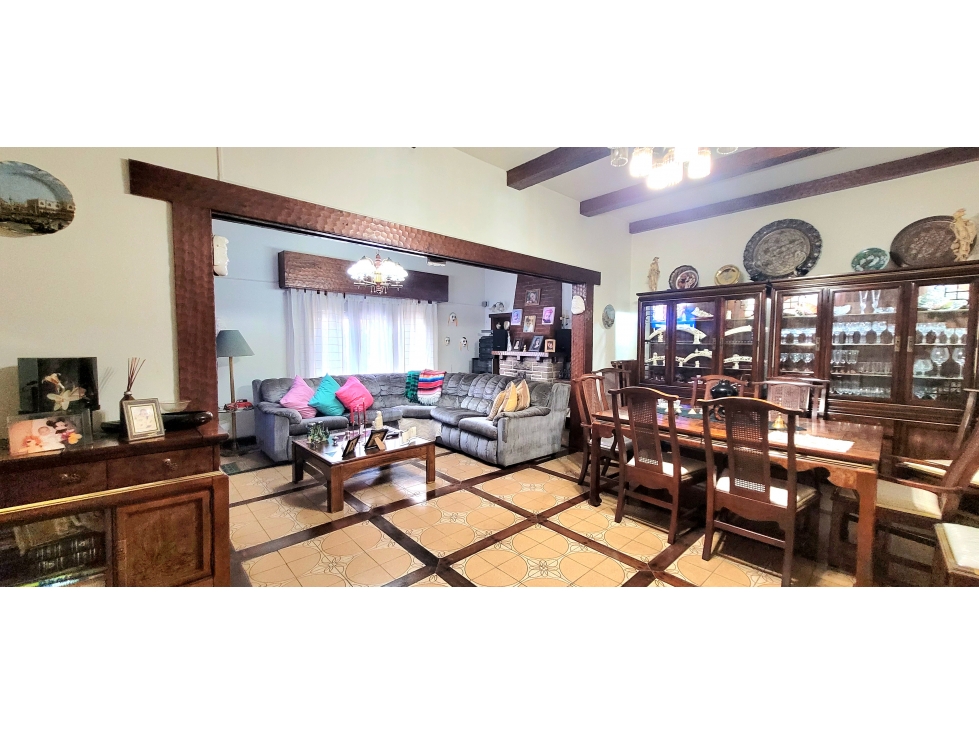 VENTA CHALET 4 AMBIENTES BARRIO POMPEYA - 3
