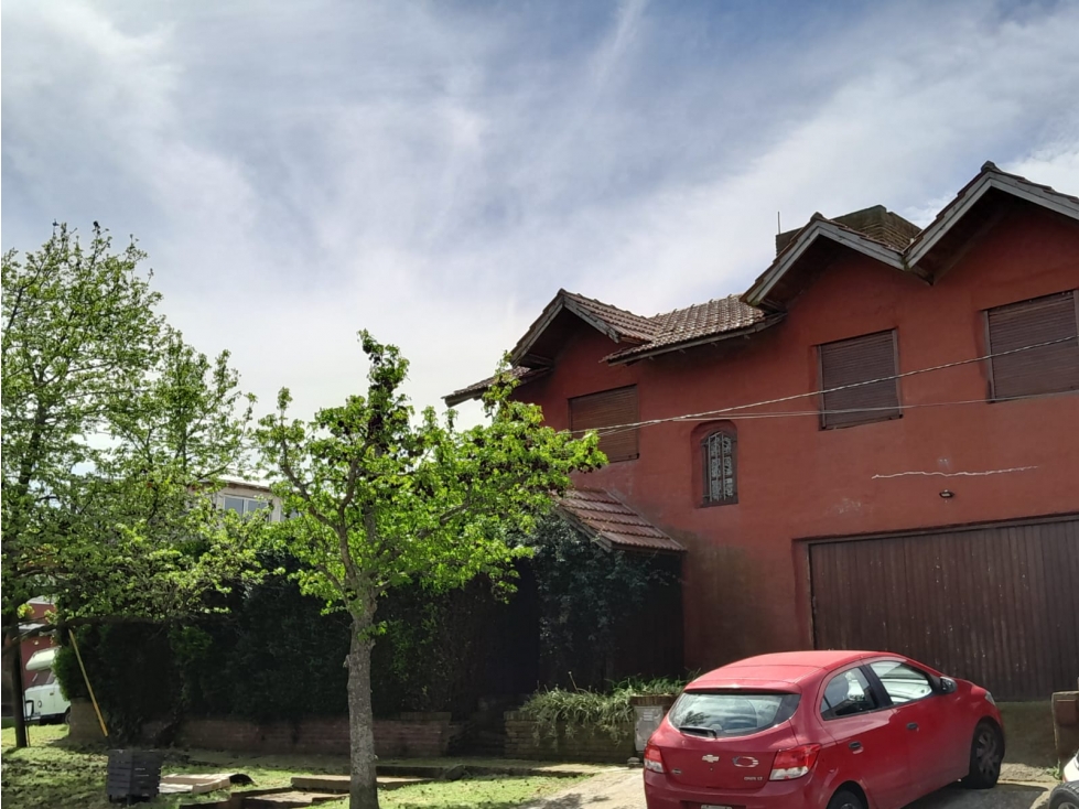 VENTA CHALET 4 AMBIENTES CON DEP. Y GARAGE DOBLE - APTO CREDITO — foto 5