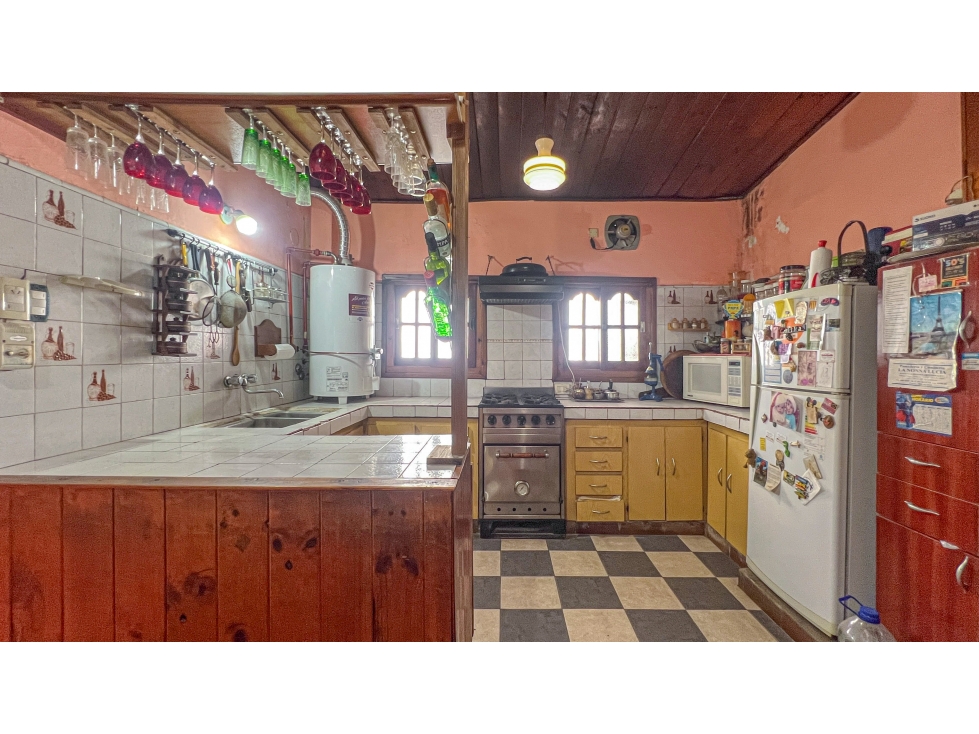 VENTA CASA AMERICANA A REFACCIONAR + DPTO 2 AMBIENTES Bº LAS AVENIDAS - 5