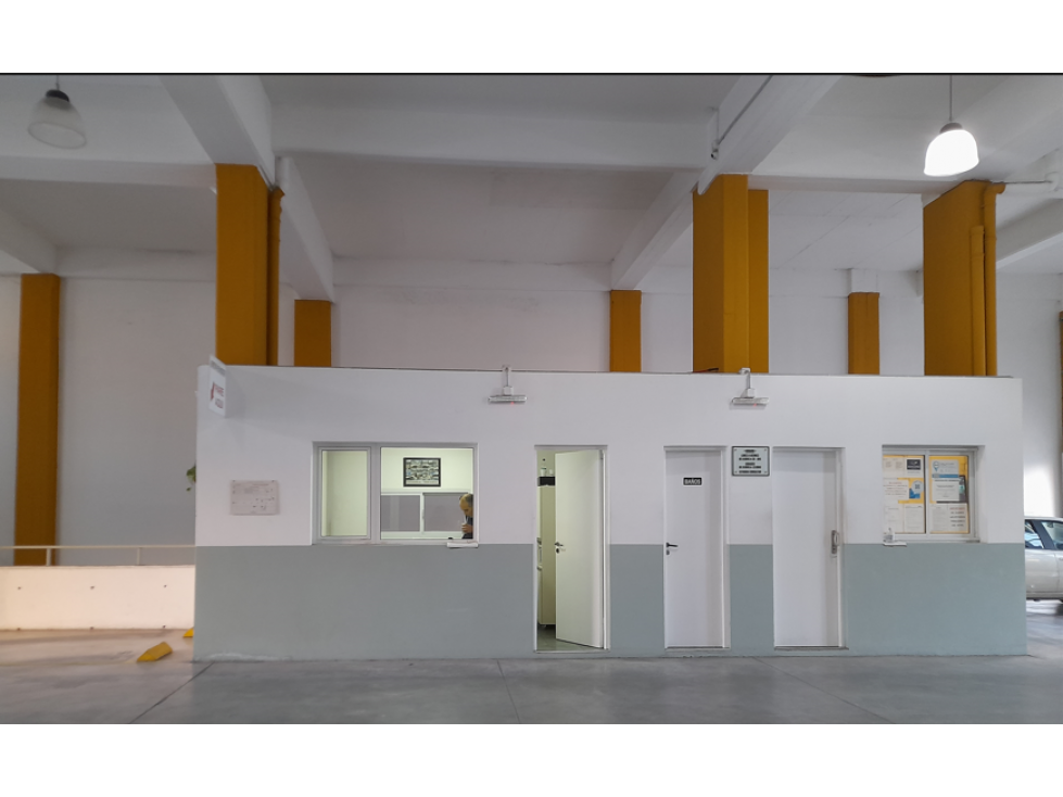 GARAGE CON ESPACIO AEREO APROBADO en EXCEPCIONAL UBICACION — foto 6