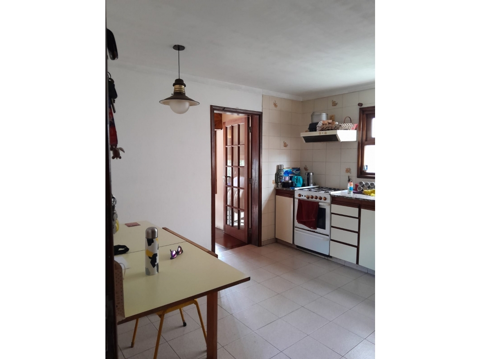 VENTA CHALET 4 AMBIENTES CON DEP. Y GARAGE DOBLE - APTO CREDITO — foto 6