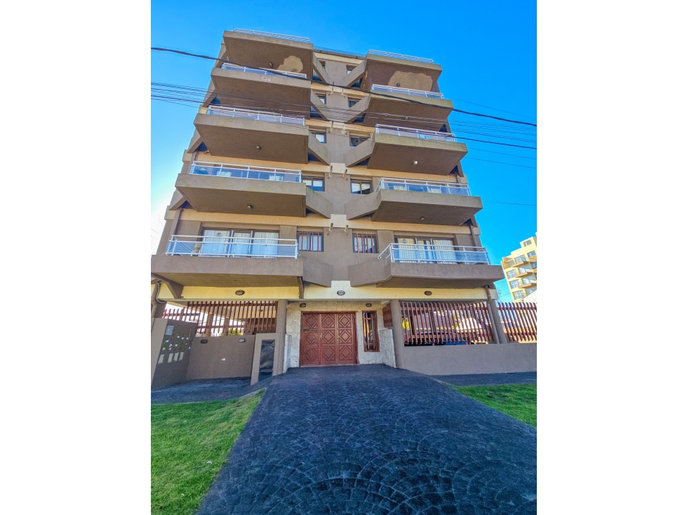 Departamento 2 amb. con balcón terraza al frente - Punta Mogotes - 2