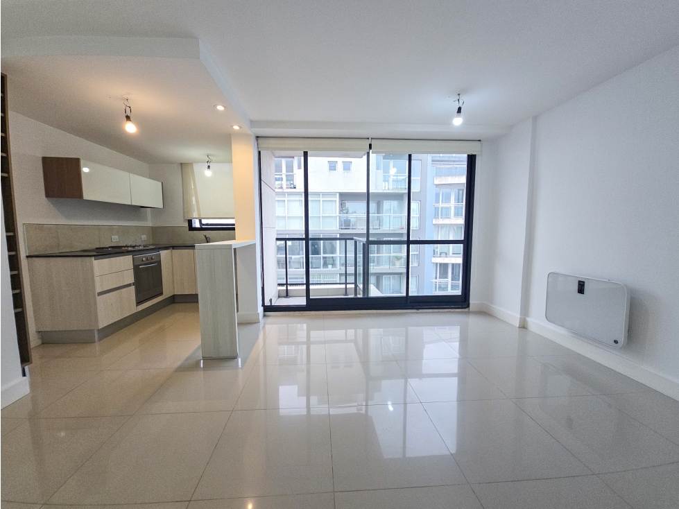Departamento 2 amb. con balcón y espacio p/ auto - Gascón y San Luis - 3