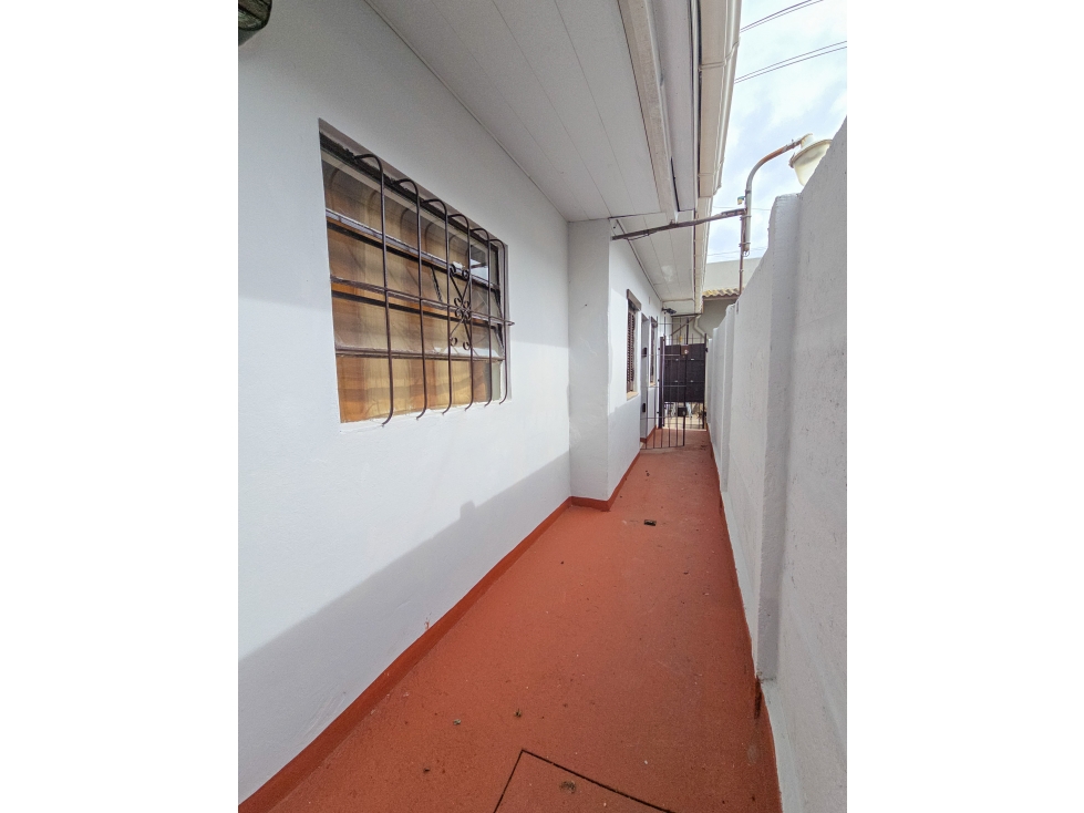 PH departamento 2 amb. con patio - Roca y San Juan - 5